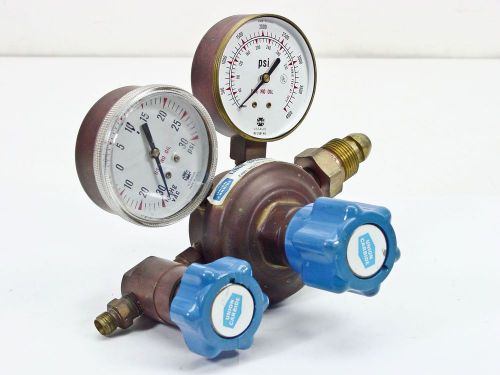 Union Carbide Compressed Gas Regulator w/ Gauge  UPD-3-25-580
