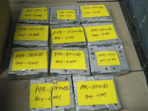 Lot of 44 NAAMS  APR317M   LOCATING PIN RETAINERS  APR-317M