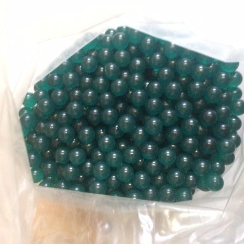Emerald/Green Acrylic Spheres Plastic Balls 1/2&#034; Diameter - 10 Pieces Per Bag