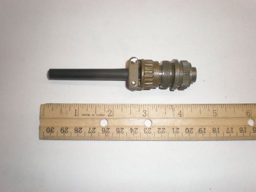 NEW - MS3106A 10SL-3S (SR) with Bushing - 3 Pin Plug