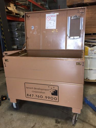 KNAACK GANG BOX JOB SITE TOOL BOX PICK UP HODGKINS IL 60525