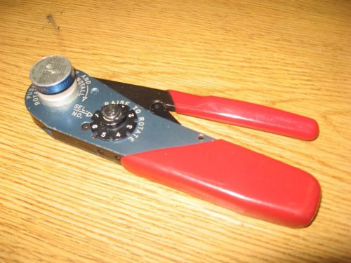 Daniels DMC Crimping Tool M22520/2-01 AFM8 With Attached Positioner M22520/2-02