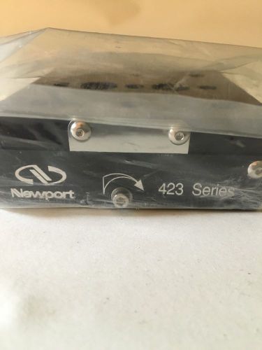 Brand new newport 423 high-performance low-profile stage w/ used sm-25 mic for sale