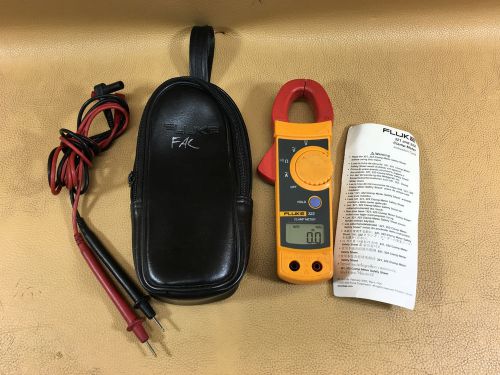 Fluke 322 Clamp Meter w/ leads soft pouch &amp; fresh batteries