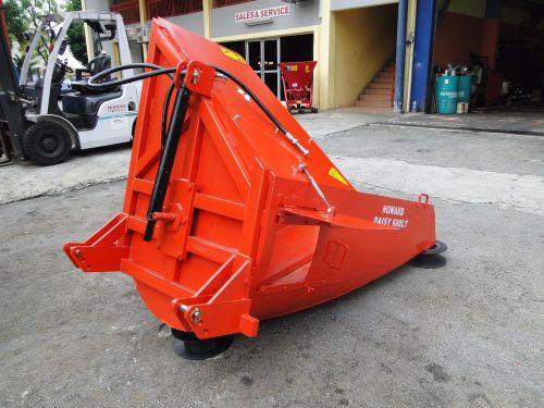 Tractor mounted organic fertilizer spreader daisy 600 for sale