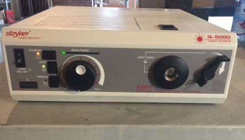 Stryker Endoscopy Q-5000 Light Source