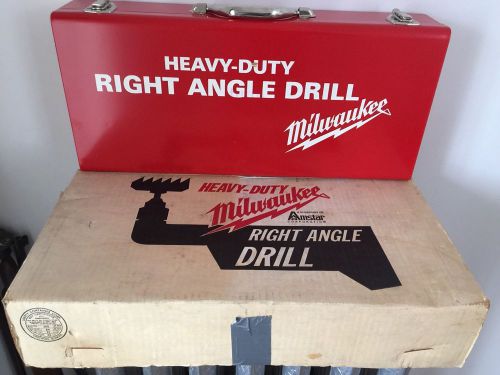 New Old Stock Milwaukee 3107-1 Electric 1/2&#034; RIGHT ANGLE DRILL With Metal Case!