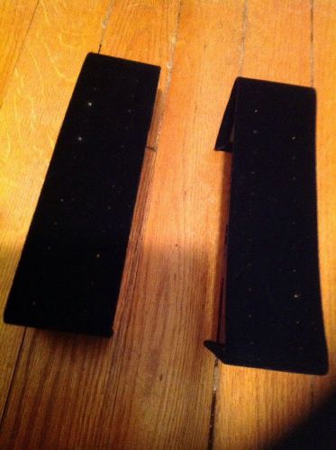 Black Velvet Earring Holder(2)