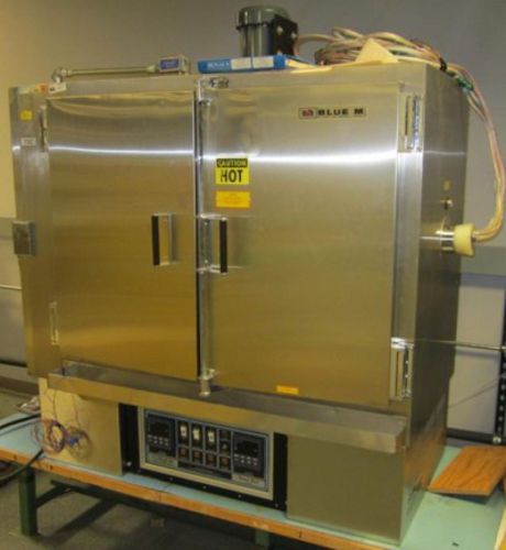 Blue M AC-7702TDC-3 Environmental test chamber with humidity, 12C above Ambient