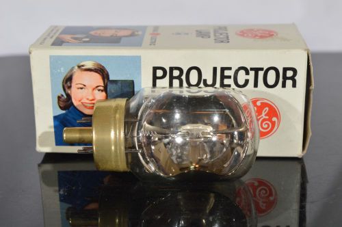 DFN/DFC (01390)  Projector Lamp - Brand New, Original Package.