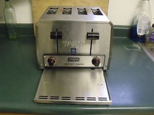 WARING Commercial Heavy Duty Toaster for Bagels. Very good condition. Working.