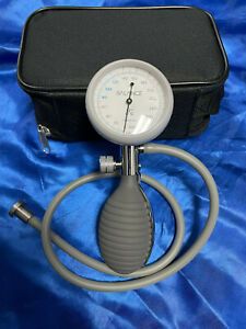 WELCH ALLYN Leak Tester, Endoscope Portable Handheld Pump with Carry Case, New!
