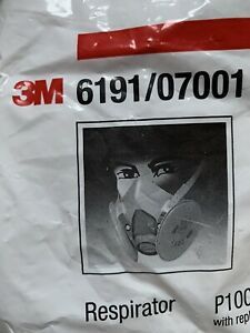 3M 6191/07001 Resperator with  filters Size SMALL