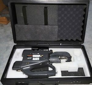 Huskie REC-3510 Battery Hydraulic 12 Ton Robo Crimper