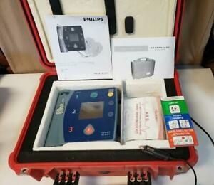 Philips HeartStart FR2+ AED Defibrillator M3861A Heated Case &amp; Batteriy 03/21 E