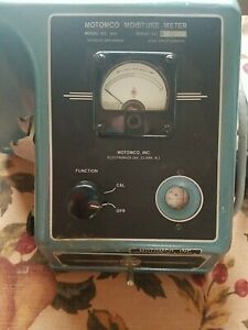 Vintage MOTOMCO MOISTURE METER 919 3.5&#034; Cell A/C Operated blue
