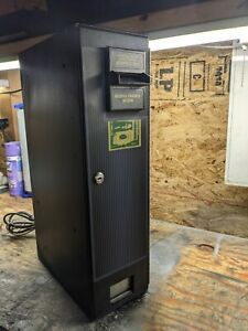 Coffee Inns CM-222 Change Machine Dollar Bill Changer. WORKS GREAT