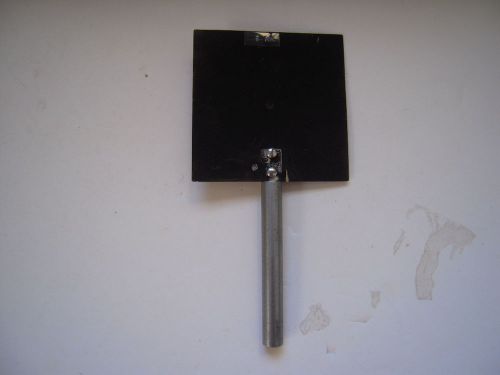 Vg! 5 mm aperture square paddle w/vertical rod mount - lab laser photonics optic for sale