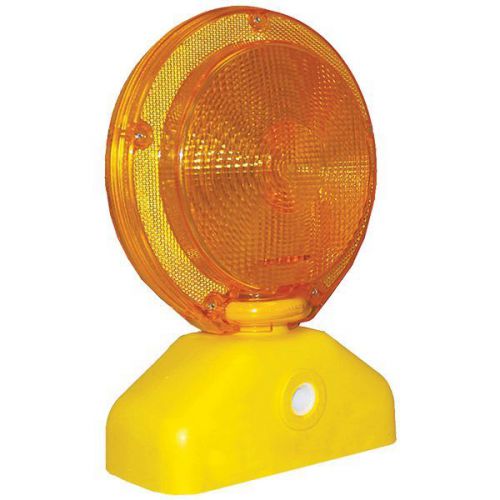Cortina 03-10-3WAYDC Amber D-Cell Barricade Light With Photocell / 3 way switch