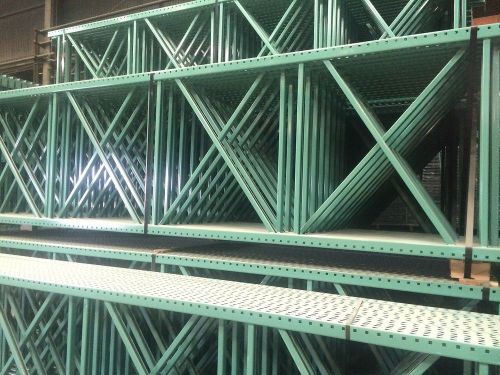 10 Sections teardrop pallet rack 10&#039;x42&#034;, 96&#034; beam with wire deck