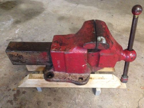 Reed No. 106 6&#034; Fixed Vise - Great Condition - Good Jaws - Will Ship - Heavy!!!
