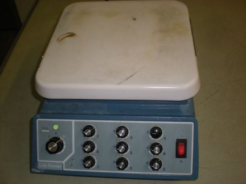 Cole-Parmer 51450-72 Hot Plate 9-Station Magnetic Stirrer - 120VAC - 1640 Watts