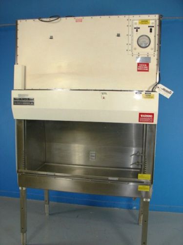 Baker sterilgard vbm-400 4&#039; lab hood w/stand tested w/ warranty! for sale
