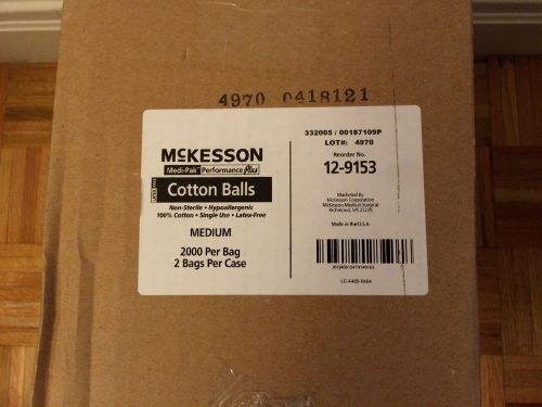 McKesson Medi-Pak Performance Plus Medium Cotton Balls (1 case, 4,000 units)