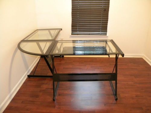 Office Furniture: Glass L Desk &amp; 2 Reception Chairs