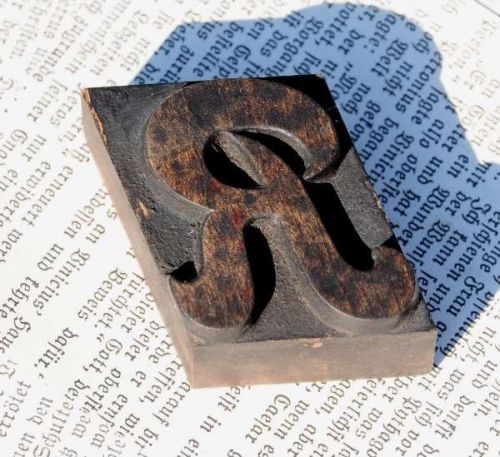 R fancy letter old wooden letterpress printing block wood type Art Nouveau print