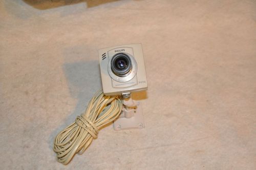 Phillips VC7A795T Color CCD CAMERA, DSP, WITH 3.5 - 8 mm VARI-FOCAL LENS