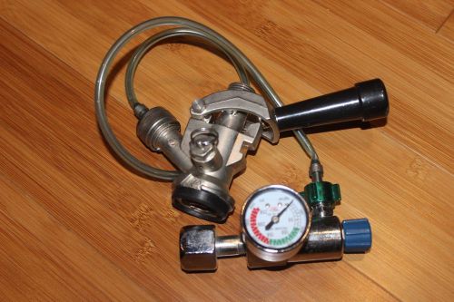 US Sankey Keg Coupler D System - with simple CO2 regulator
