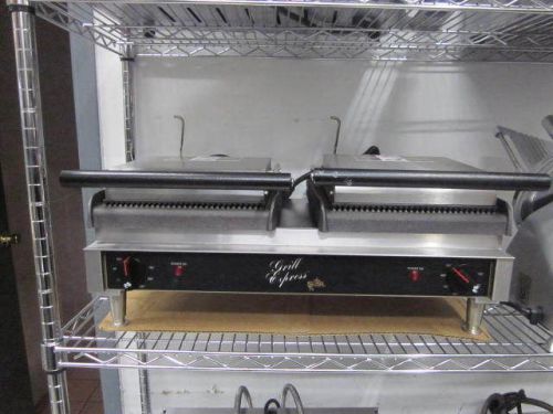 STAR Manufacturing Dual Sandwich Panini Grill (FREE FREIGHT)
