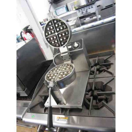 Refurbished dca b0010-wb belgian waffle maker for sale