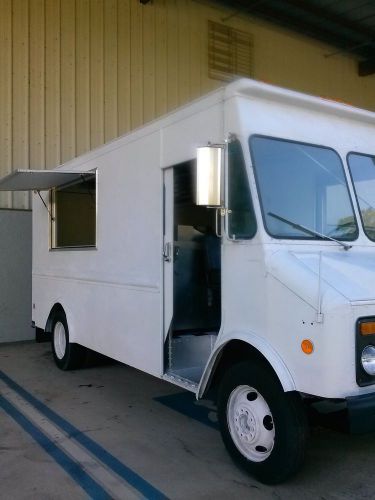 Price reduced!! must go food truck $22,500 1993 chevy grumman olsen for sale