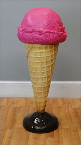 Floor mounted STRAWBERRY ICE CREAM CONE advertising street sign old waffle
