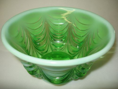 Green Opalescent glass tabletop serving candy fruit bowl heavy drape pattern art
