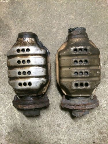 2 SCRAP CATALYTIC CONVERTERS **FOREIGN** FOR RECYCLING ONLY**