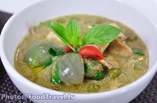 Recipe Thai Thai Chicken Soup with Cononut Milk Spicy Hot Papaya Salad Cornsweet