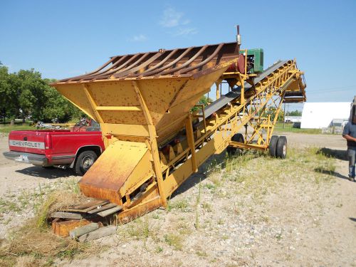 24&#034; x 50&#039; falls conveyor with screen and hopper portable nice for sale