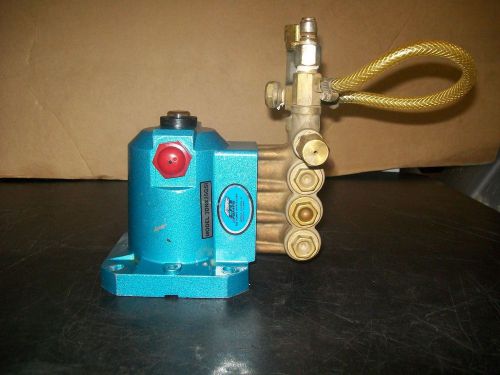 Cat pumps pressure washer pump, 2750 psi, 2.5 gpm, model 3dnx25gsi for sale