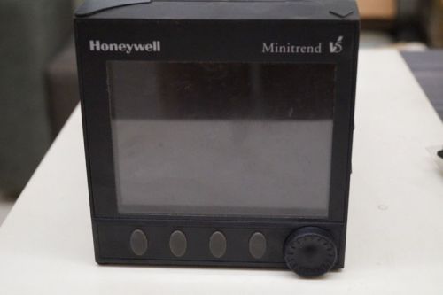 Honeywell Minitrend V5 Video Data Recorder TVMI-80-00-000-E00-F10-000000-00