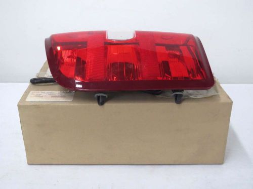 General motors 20840271 chevy driver side left tail light brake lamp b492617 for sale