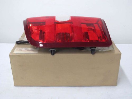 GENERAL MOTORS 20840271 CHEVY DRIVER SIDE LEFT TAIL LIGHT BRAKE LAMP B492617