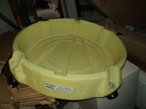 Stardust d724sc drum spill scooter, 11 gal, 500lb capacity for sale