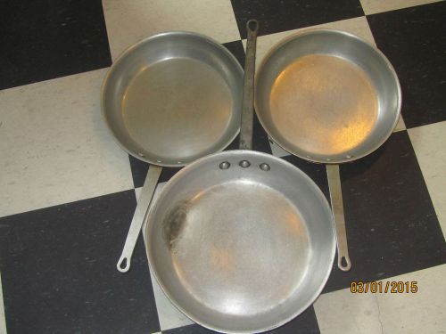 Lot of 3 Lincoln WARE-EVER Heavy Duty Aluminum Saute Pans- 2/ 12&#034; and 1/ 14&#034;