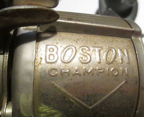 Vintage BOSTON CHAMPION 1959 rare Pencil Sharpener - Pinch Feed - Works Great!