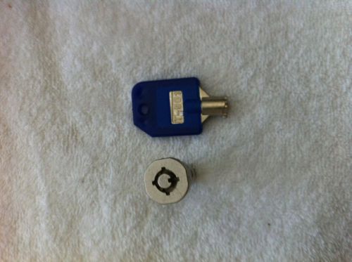 Rare Blue T-001 Key AND 1 Lock for Vending Machine T-PICO LYPC V Line SSF 1800