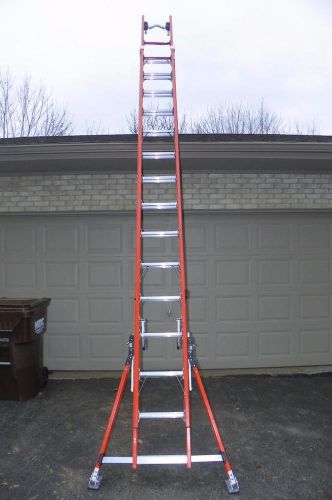 Little Giant 15620 32&#039; SumoStance Extension Ladder V Bar &amp; Cable Hooks
