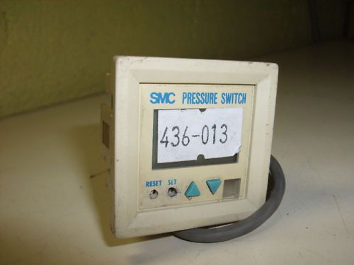SMC ZSE4-01-25 Pressure Switch